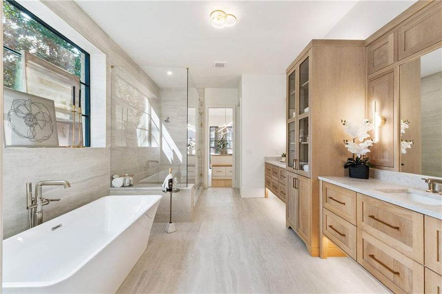 Furnished interior view inside a new home in , Alpharetta (Image 17).