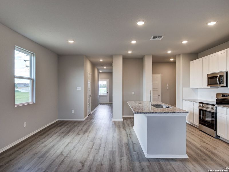 Image 30 of a home in Applewhite Meadows.