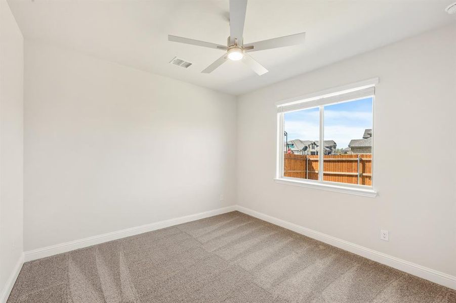 Spacious, unfurnished interior of a new home in The Oasis at North Grove 75-80, Waxahachie (Image 30). Spacious, unfurnished interior of a new home in The Oasis at North Grove 75-80, Waxahachie (Image 30).