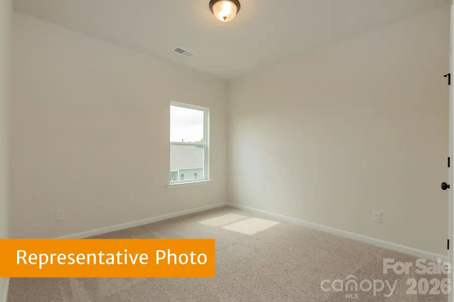 Spacious, unfurnished interior of a new home in Catawba Trace, Catawba (Image 7).