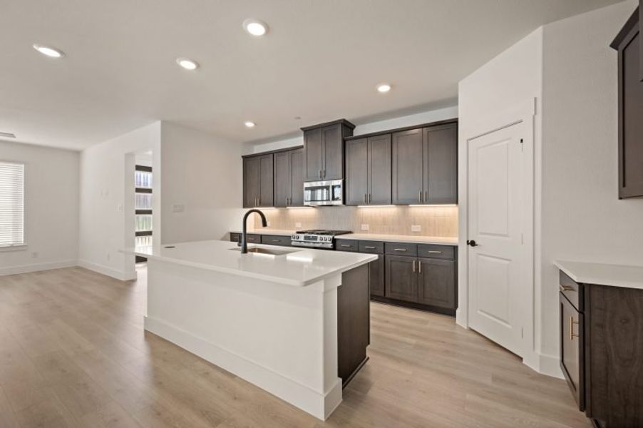 Furnished interior view inside a new home in Chelsea Commons, Allen (Image 7).