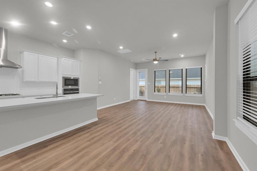 Furnished interior view inside a new home in Summer Place  35', Montgomery (Image 14).