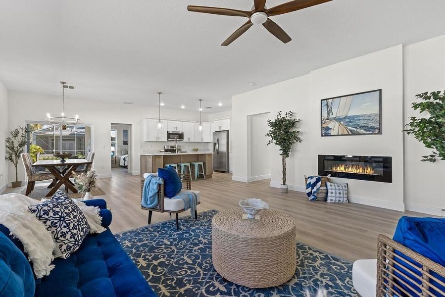 8836-97th-Ct-HigMedia-019-1280