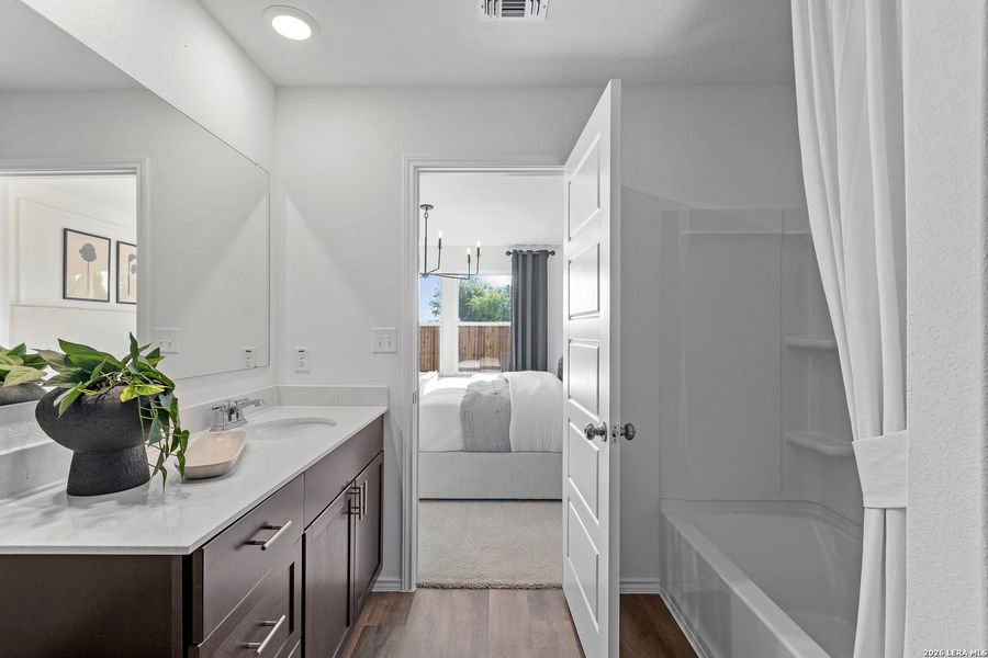 Furnished interior view inside a new home in Cinco Lakes, San Antonio (Image 6).
