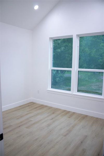 Spacious, unfurnished interior of a new home in , Glenn Heights (Image 33).