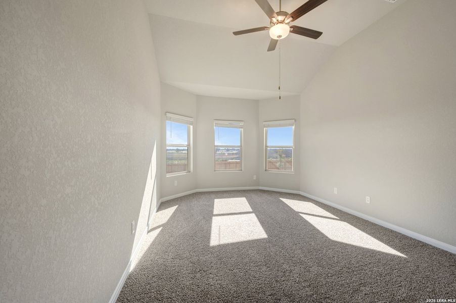 Spacious, unfurnished interior of a new home in Paloma Park, Converse (Image 41).