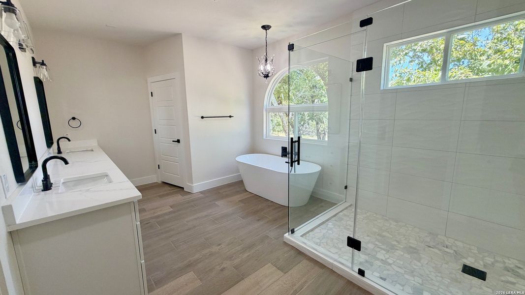 Furnished interior view inside a new home in , Bulverde (Image 28).