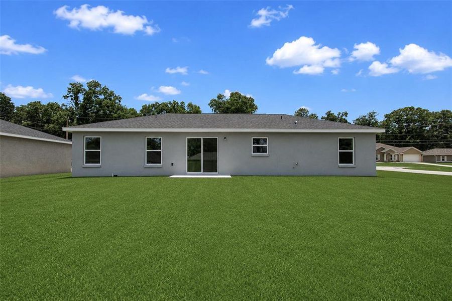 Exterior details and patio area of a home in , Ocala (Image 15).