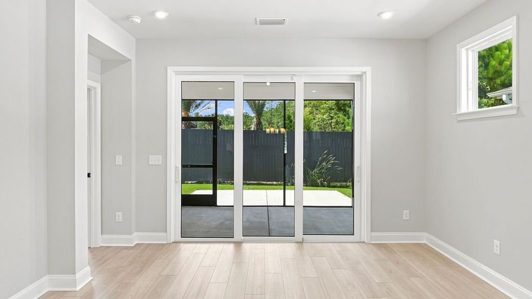 Spacious, unfurnished interior of a new home in Sun City Hilton Head, Bluffton (Image 33).