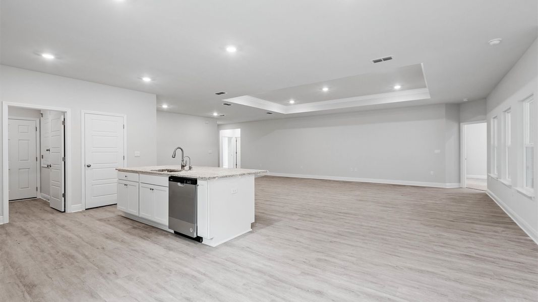 Spacious, unfurnished interior of a new home in Greystone, Crawfordville (Image 24).