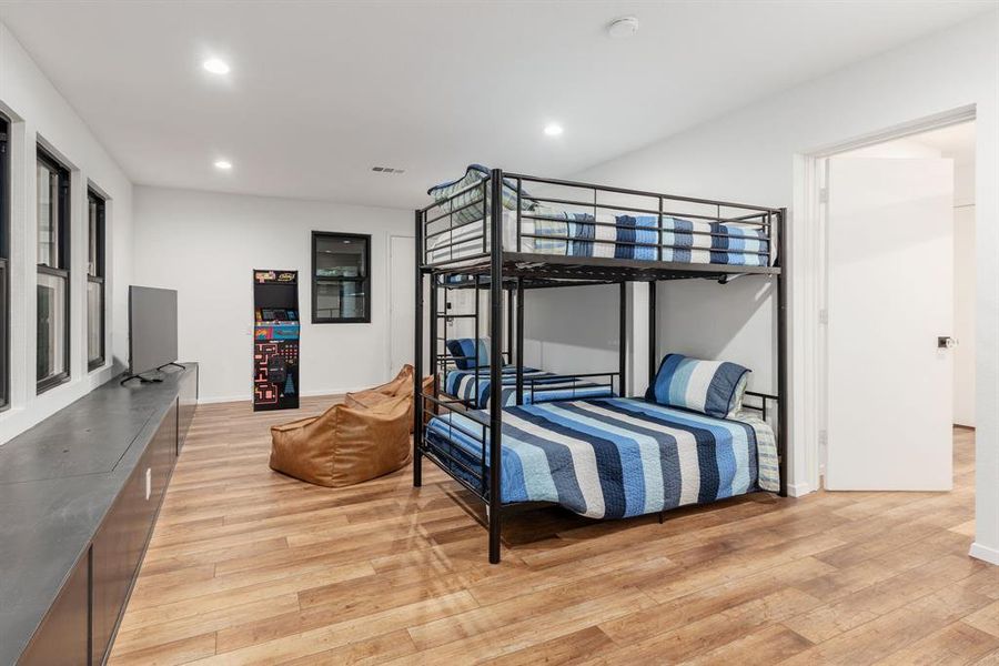 And we LOVE the built-ins with storage all along the window wall!