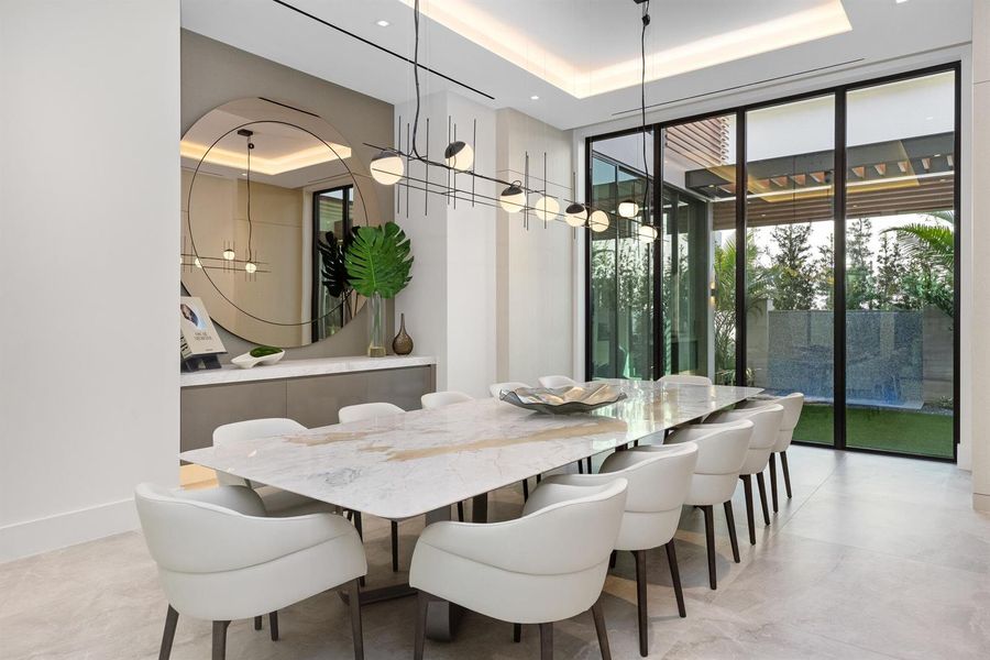 Dining 2