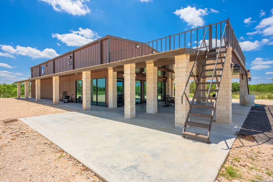 Community amenities in , Menard (Image 19). Community amenities in , Menard (Image 19).