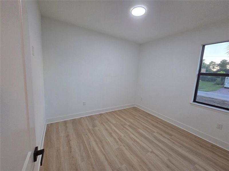 Spacious, unfurnished interior of a new home in , North Port (Image 14).