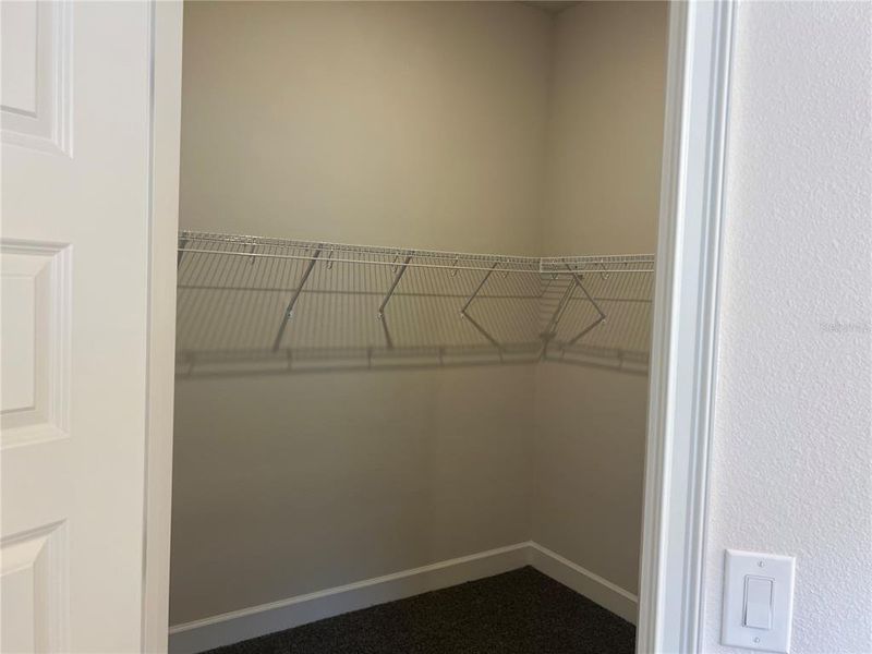 Spacious, unfurnished interior of a new home in Abbey Glen, Dade City (Image 18).