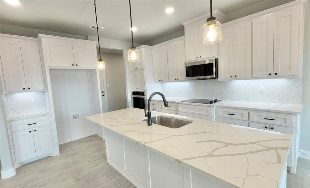 Furnished interior view inside a new home in , Weatherford (Image 7).
