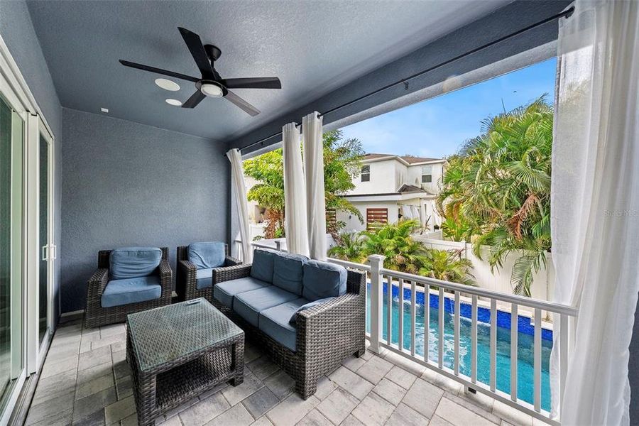 Exterior details and patio area of a home in , Tampa (Image 25).