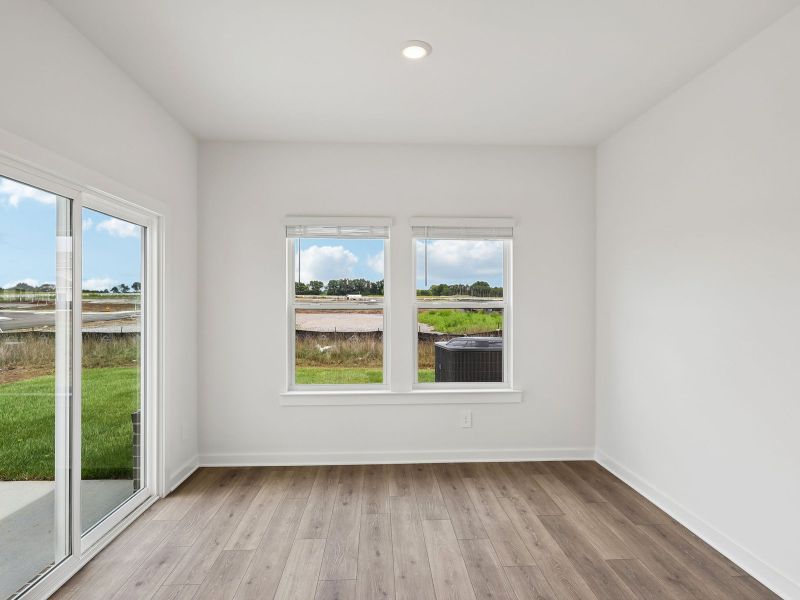 Spacious, unfurnished interior of a new home in Avery Farms - Ridge Series, Murfreesboro (Image 10). Spacious, unfurnished interior of a new home in Avery Farms - Ridge Series, Murfreesboro (Image 10).