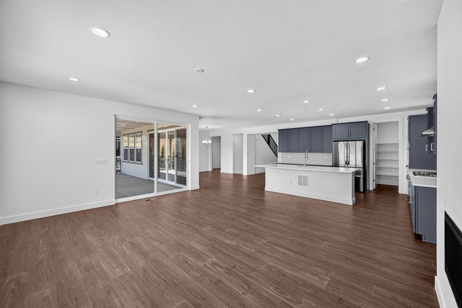 Spacious, unfurnished interior of a new home in Macanta, Castle Rock (Image 18). Spacious, unfurnished interior of a new home in Macanta, Castle Rock (Image 18).