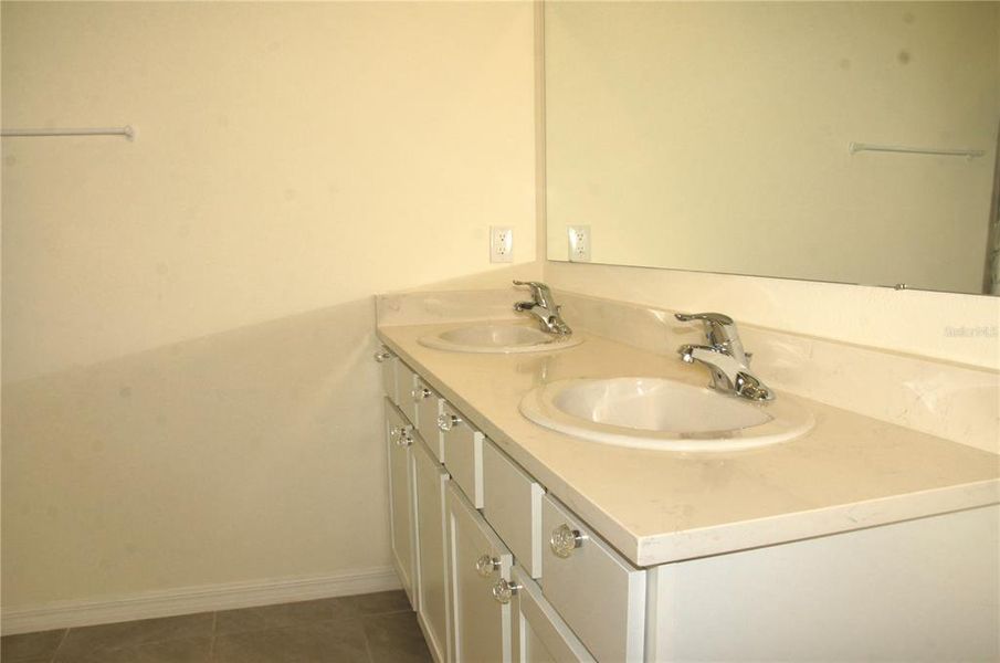 Furnished interior view inside a new home in Deer Path, Ocala (Image 5). Furnished interior view inside a new home in Deer Path, Ocala (Image 5).