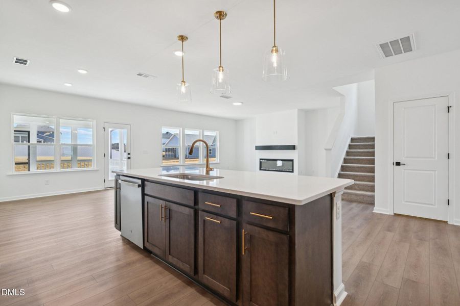 13-web-or-mls-N Stonemill Trl-S1212-013