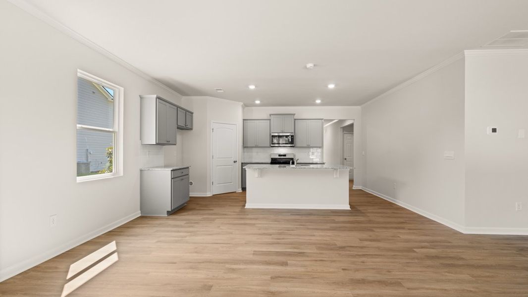 Representative unfurnished interior of a home built from the Cali by D.R. Horton in Fairhaven, Lithia Springs (Image 15).