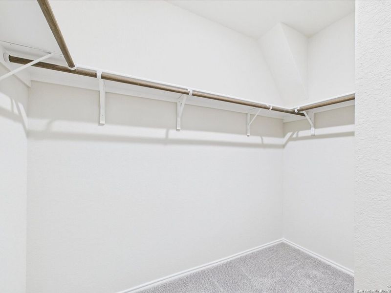 Spacious, unfurnished interior of a new home in Bricewood, San Antonio (Image 25).