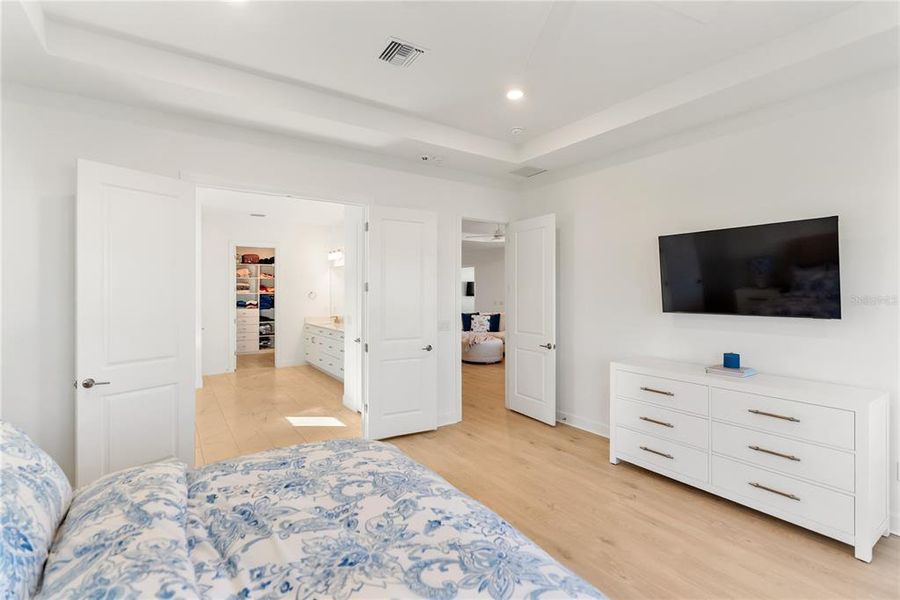 Furnished interior view inside a new home in , Bradenton (Image 17).