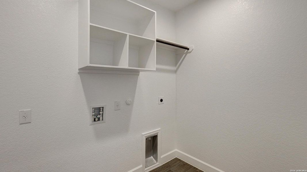 Spacious, unfurnished interior of a new home in Arcadia Ridge, San Antonio (Image 18).