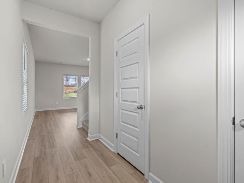 Spacious, unfurnished interior of a new home in Cedar Shoals – Heritage Collection, Piedmont (Image 10).