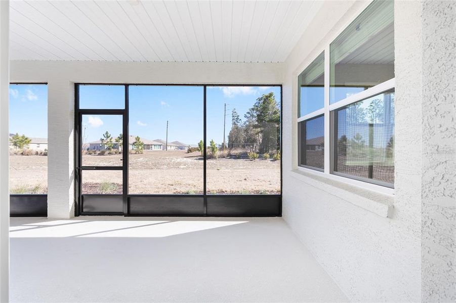 Exterior details and patio area of a home in , Ocala (Image 21).