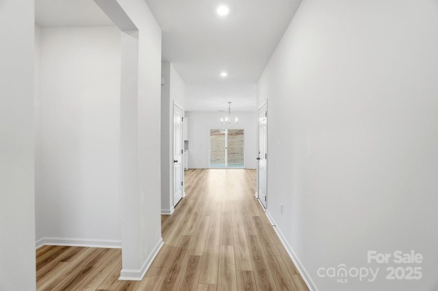 Spacious, unfurnished interior of a new home in Wilson Creek, Indian Land (Image 32).