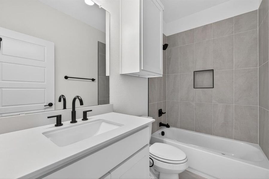 Image 35 of a home in Solterra.