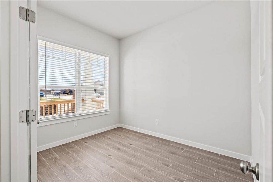 Spacious, unfurnished interior of a new home in Trace, San Marcos (Image 25).