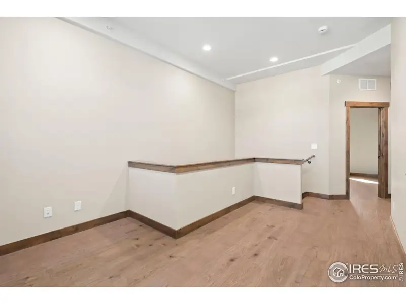 Spacious, unfurnished interior of a new home in , Estes Park (Image 11).