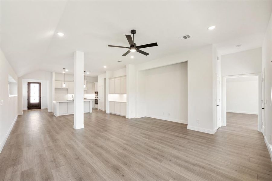 Spacious, unfurnished interior of a new home in Meadow Vista 50-55, Anna (Image 28). Spacious, unfurnished interior of a new home in Meadow Vista 50-55, Anna (Image 28).
