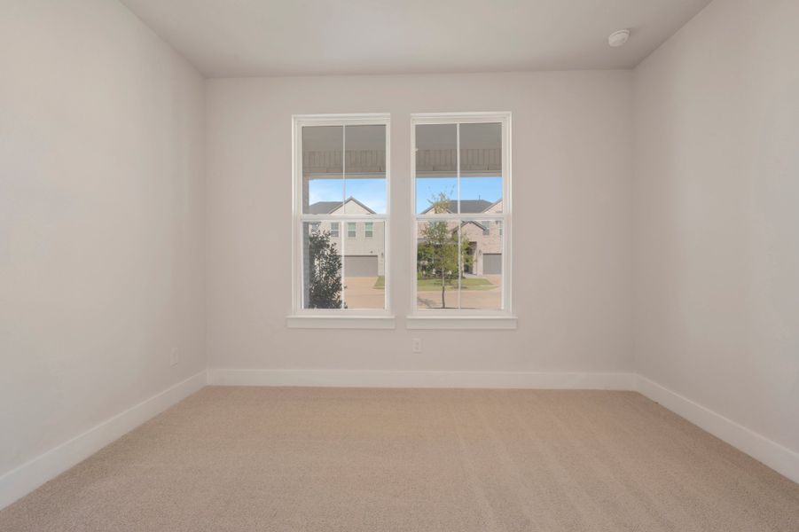 Spacious, unfurnished interior of a new home in Union Park, Little Elm (Image 19).