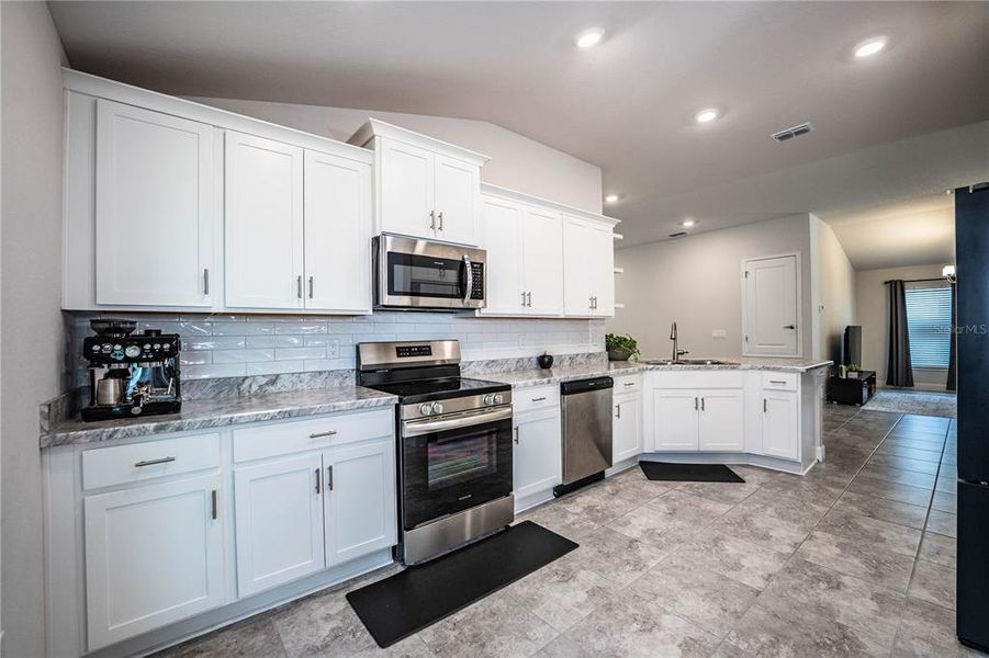 Furnished interior view inside a new home in , Winter Haven (Image 17).