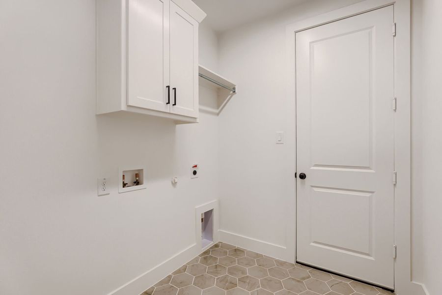 2617 Grinnel - Laundry Room 2617 Grinnel - Laundry Room
