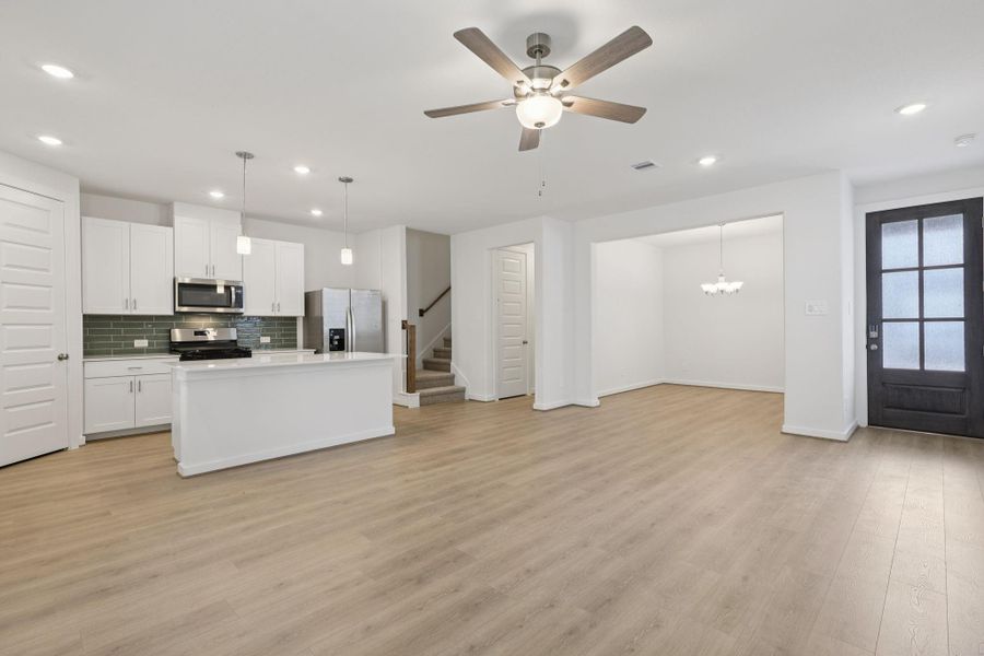 Spacious, unfurnished interior of a new home in Pine Lake Cove - Traditional Series, Montgomery (Image 15).