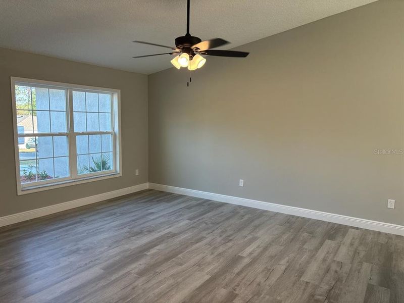 Spacious, unfurnished interior of a new home in , Citrus Springs (Image 29).