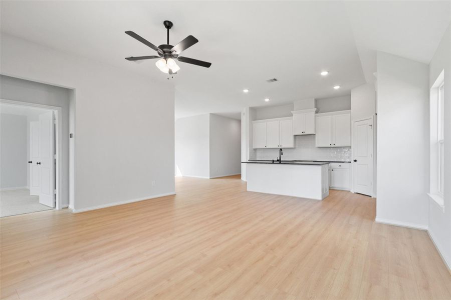 Spacious, unfurnished interior of a new home in Cypress Green, Hockley (Image 10). Spacious, unfurnished interior of a new home in Cypress Green, Hockley (Image 10).