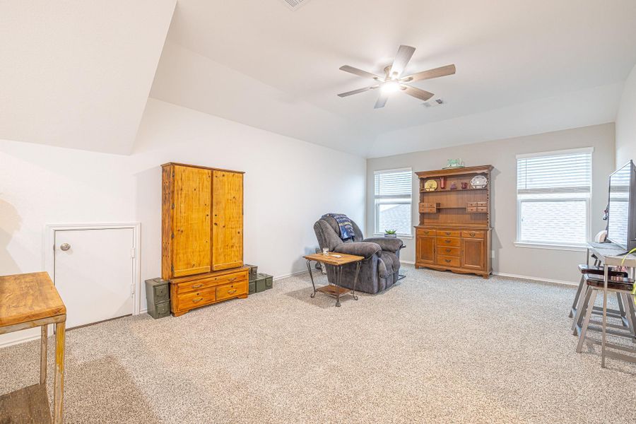 Furnished interior view inside a new home in River Ranch Meadows, Dayton (Image 12). Furnished interior view inside a new home in River Ranch Meadows, Dayton (Image 12).