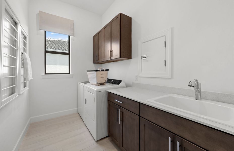 Representative furnished interior of a home built from the Prestige by Del Webb in Del Webb Catalina, Lakewood Ranch (Image 42).