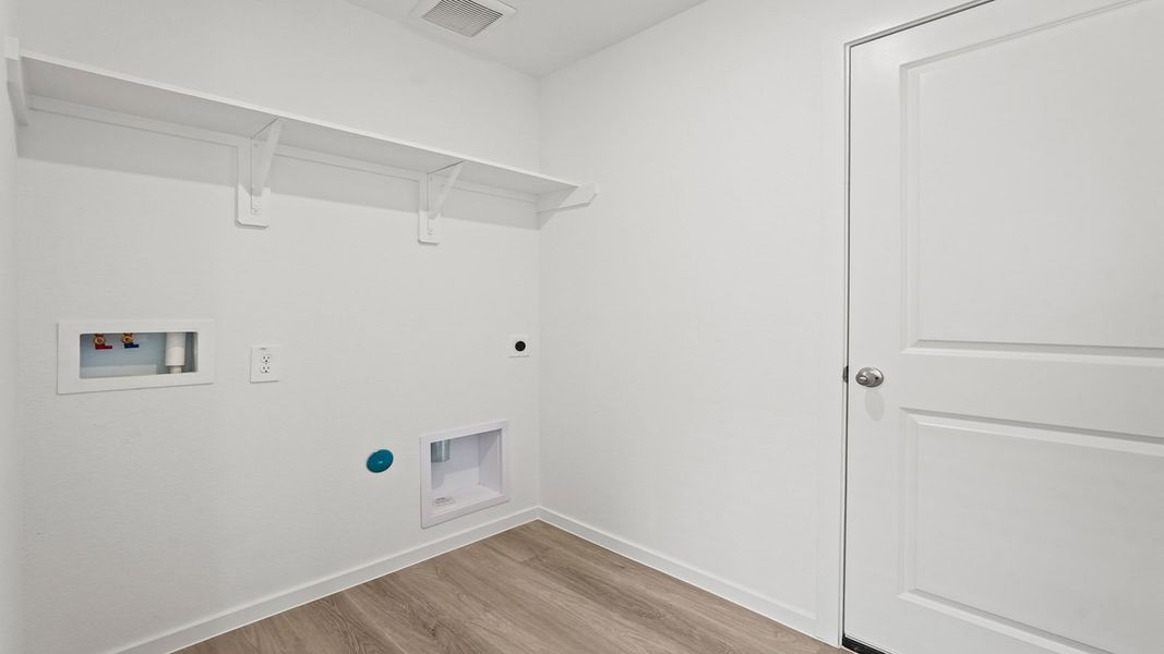 Spacious, unfurnished interior of a new home in Presswoods, Splendora (Image 17).