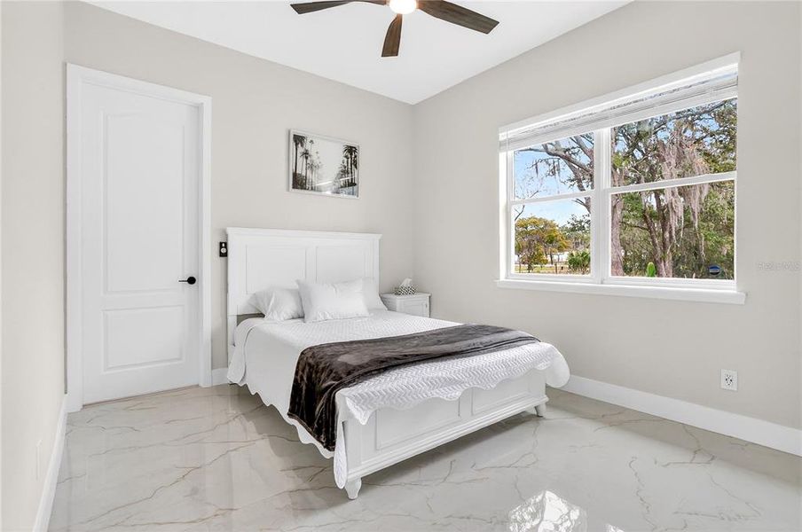 Furnished interior view inside a new home in , Orlando (Image 9).