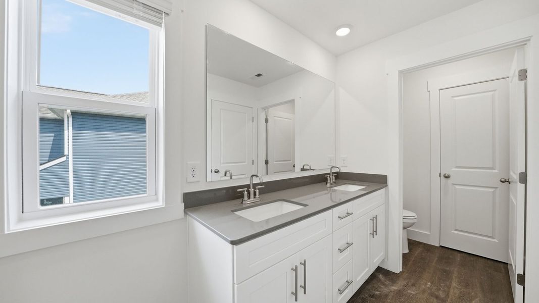 Furnished interior view inside a new home in Fieldcrest Acres, Blountville (Image 12).