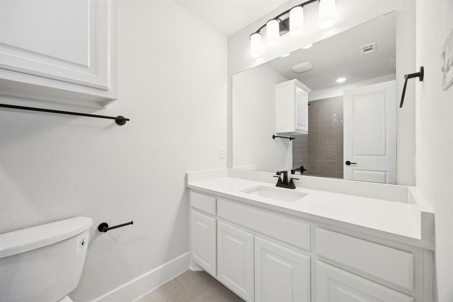 Furnished interior view inside a new home in , Frisco (Image 35).