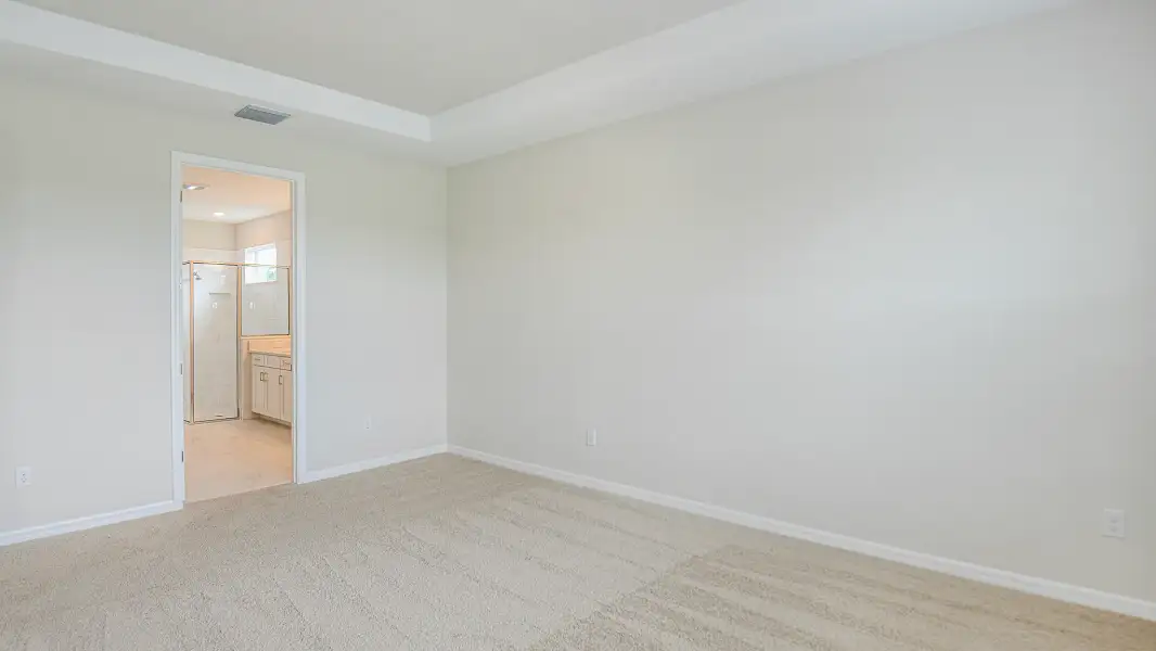 Representative unfurnished interior of a home built from the Anna Marie by Taylor Morrison in Hammock at Two Rivers, Zephyrhills (Image 21).
