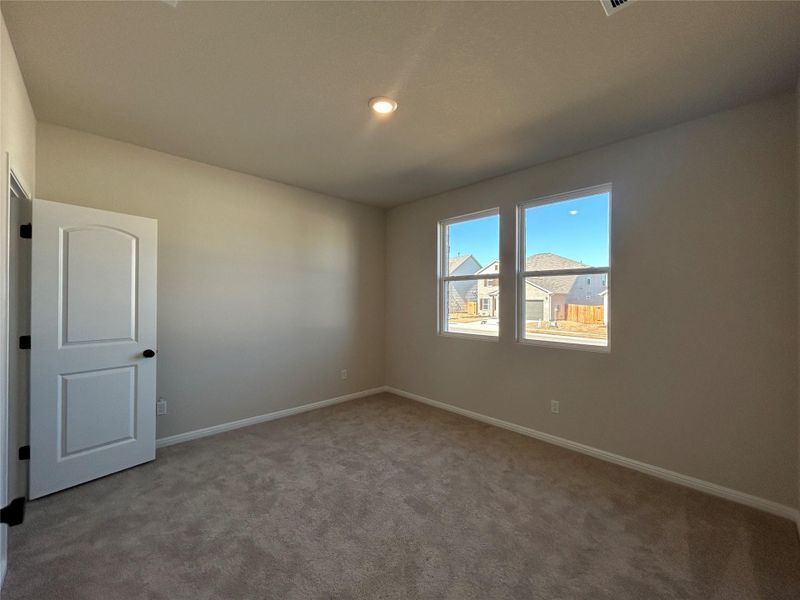 Spacious, unfurnished interior of a new home in Willow Springs, Buda (Image 35). Spacious, unfurnished interior of a new home in Willow Springs, Buda (Image 35).